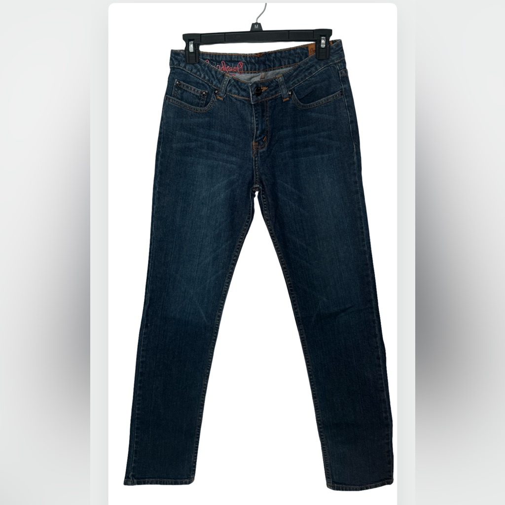 Overhauled Women’s Dark Blue Straight Jeans